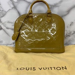 Louis Vuitton Alma in Vernis PM